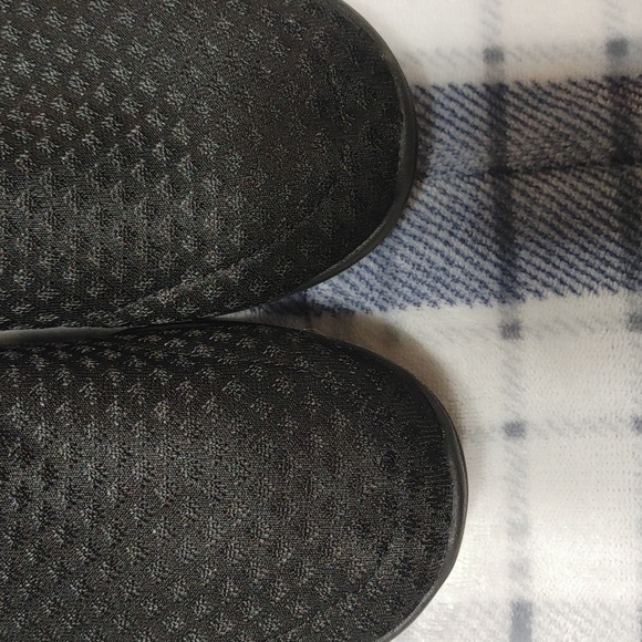 Sketchers memory foam shoes size 6.5 - Picture 5 of 6